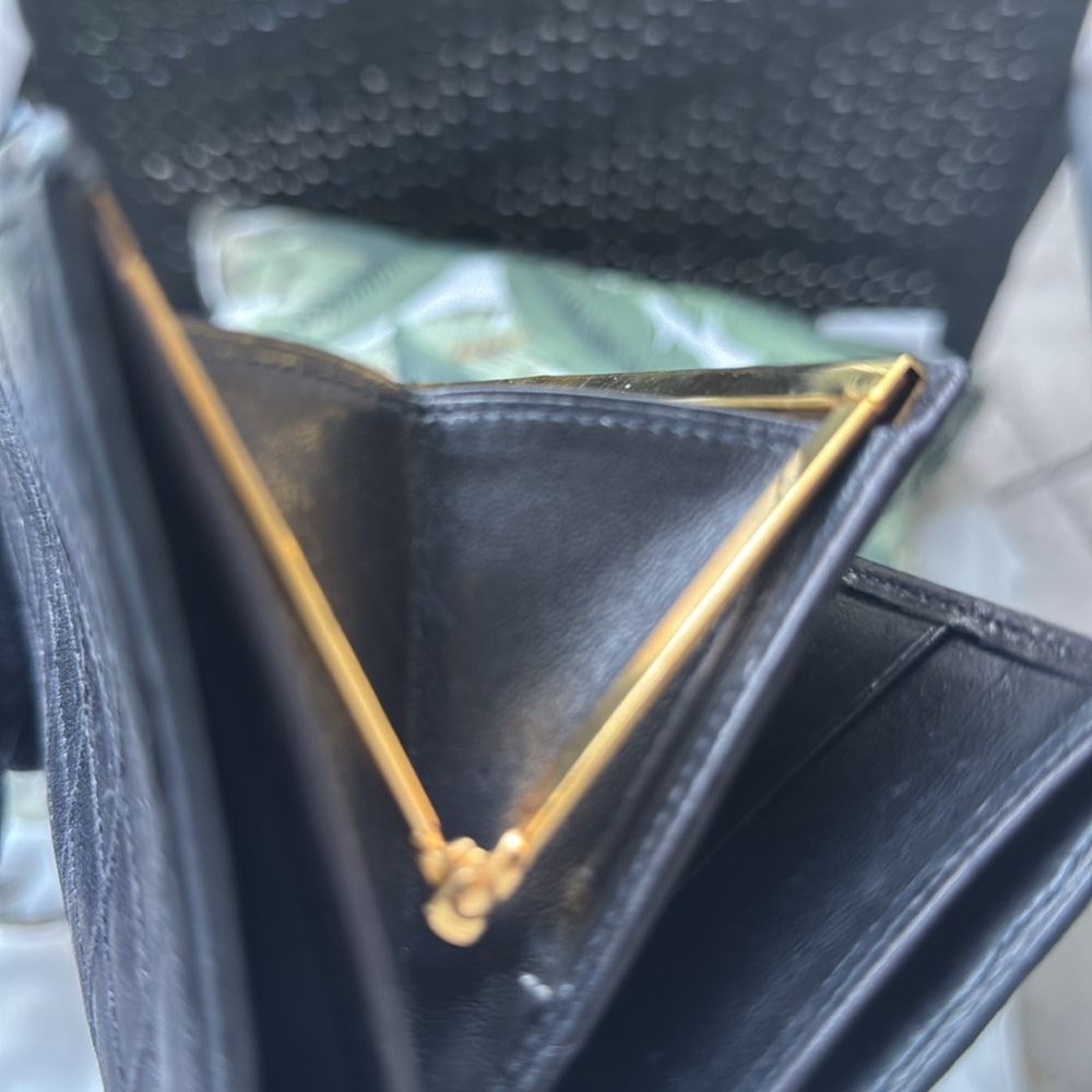 New Addition-❤️‍🔥Vintage Chanel Long Black Leather Wallet-Beautiful❤️‍🔥 - Picture 9 of 9